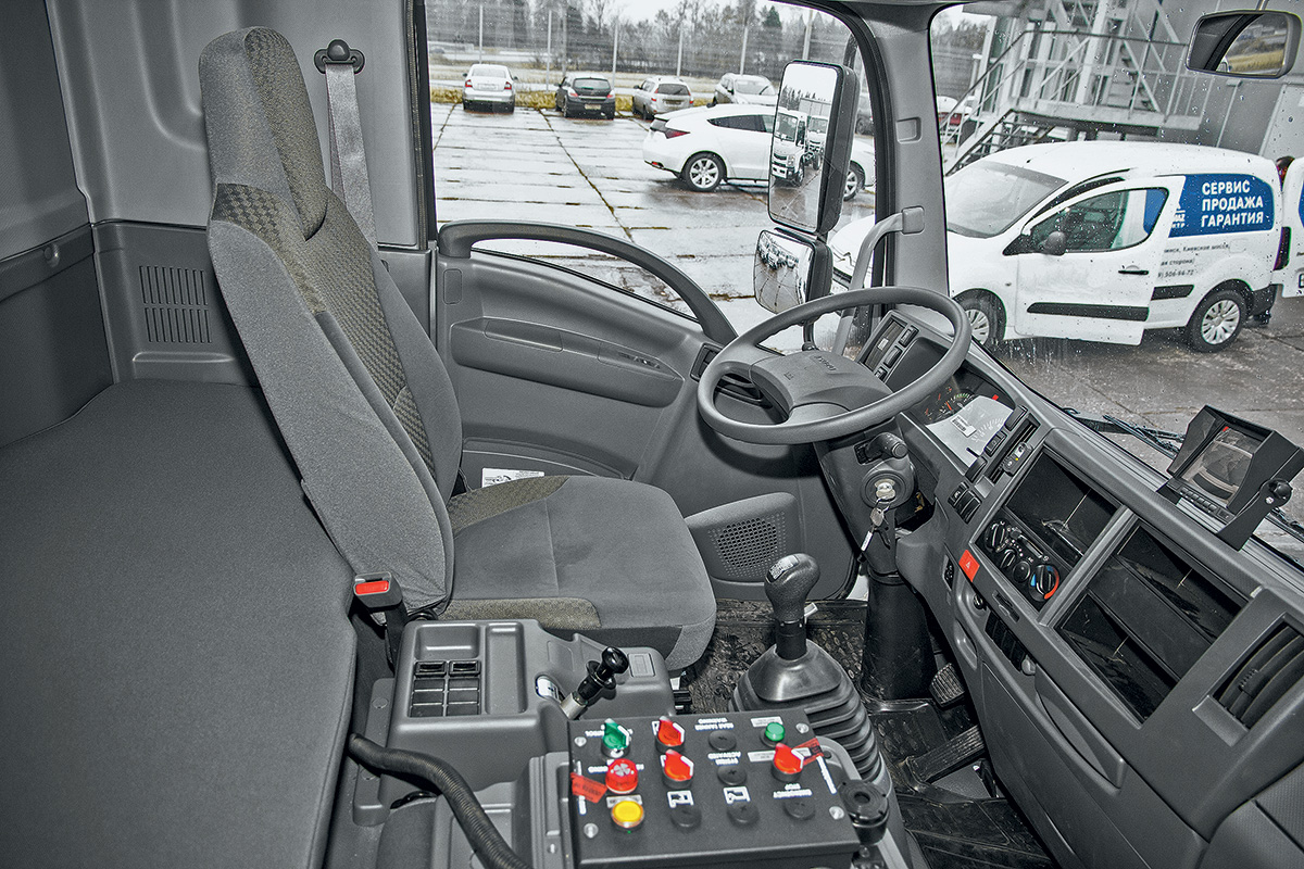 Турецкое с японским, или как в России мусоровоз на шасси Isuzu сделали